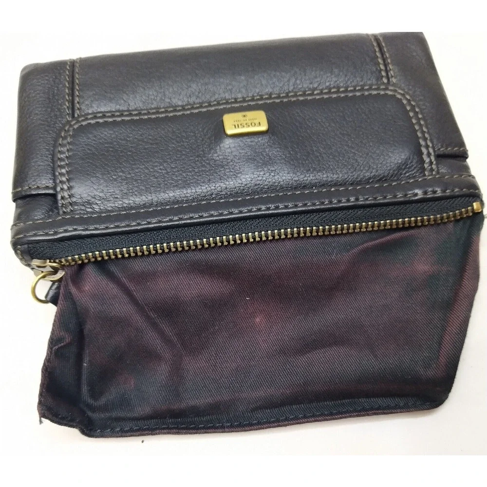 Fossil Black Pebbled Leather Credit Card ID Window Zipper Closure Wallet